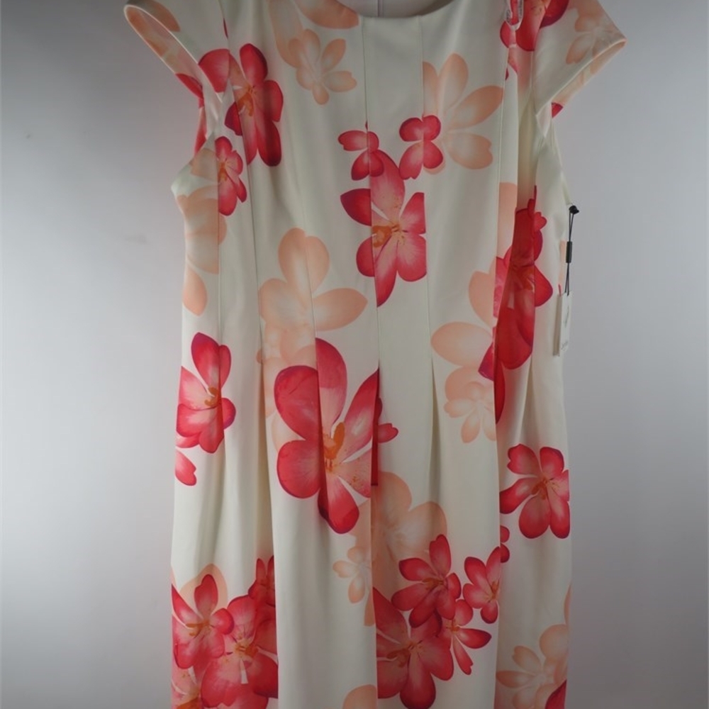 Calvin Klein White and Pink Pleated Cap Sleeve Dress - Picture 2 of 5